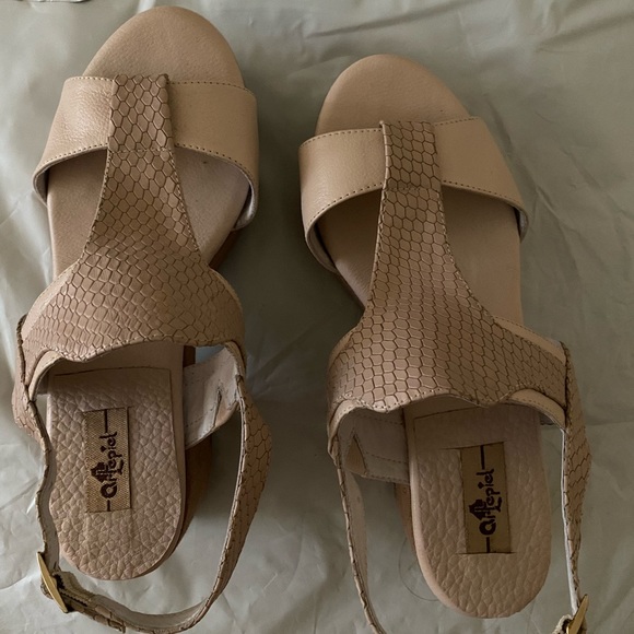 Platform Block Heel Sandals - Picture 1 of 4